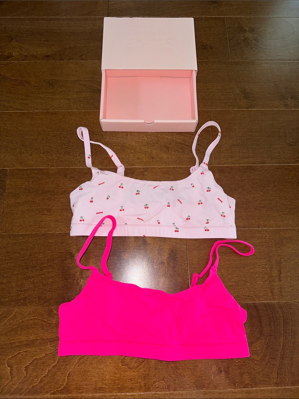 SKIMS FITS EVERYBODY Scoop Bralette 2-Pack Limited Edition Cherry Multi S